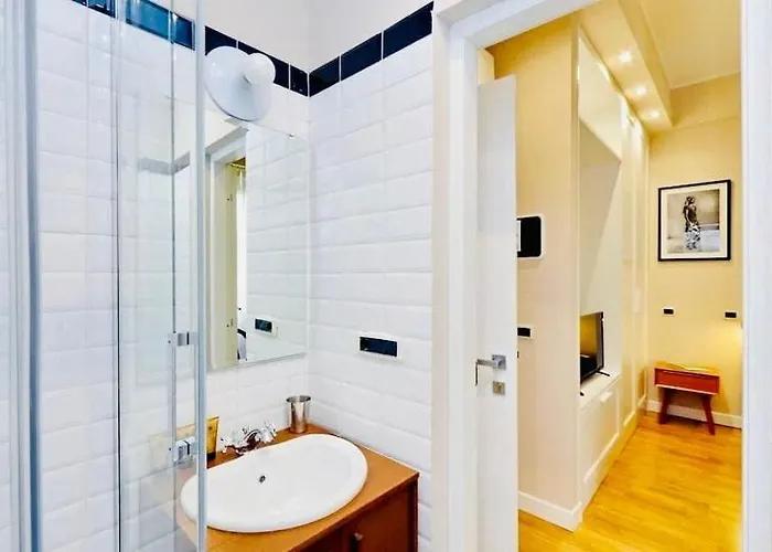 דירה Julie's Renovated View