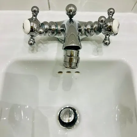 شقة Julie's Renovated View *