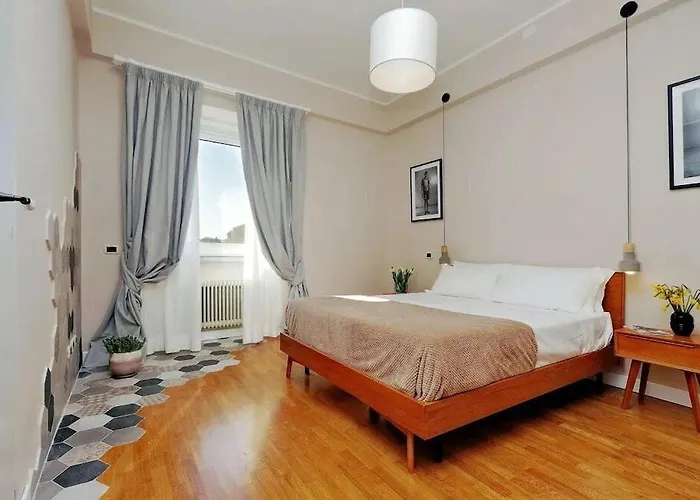 Apartment Julie's Renovated View *